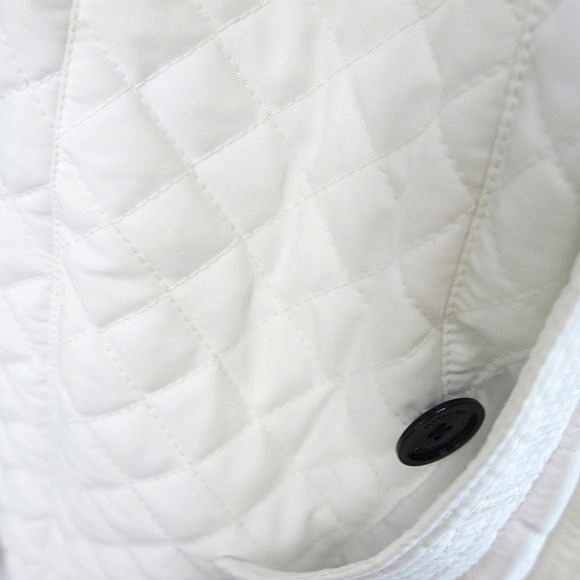 Jones  new york white quiled belted coat size 1X - Picture 4 of 7